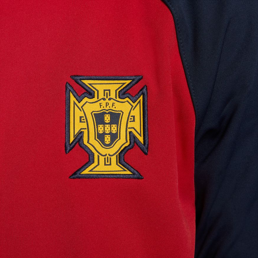 Portugal clearance jacket nike